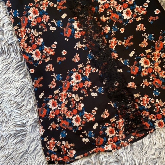 Socialite Black Floral Lace Tunic Dress Size Small - Picture 6 of 13